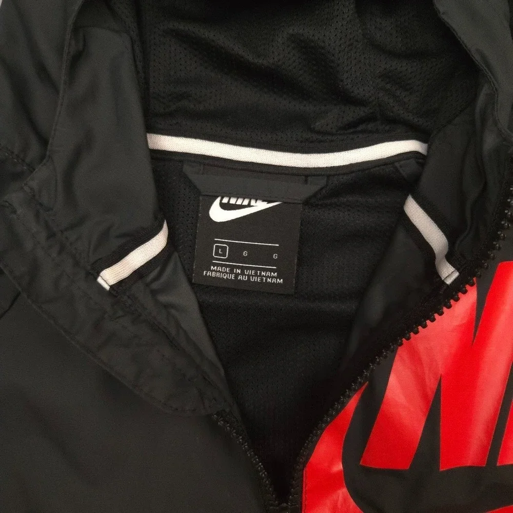 Nike Full Zip Hooded Jacket Boys Youth L Red Black Colorblock Windbreaker